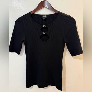 I.N.G. Black Short Sleeve Ribbed Top Size S.